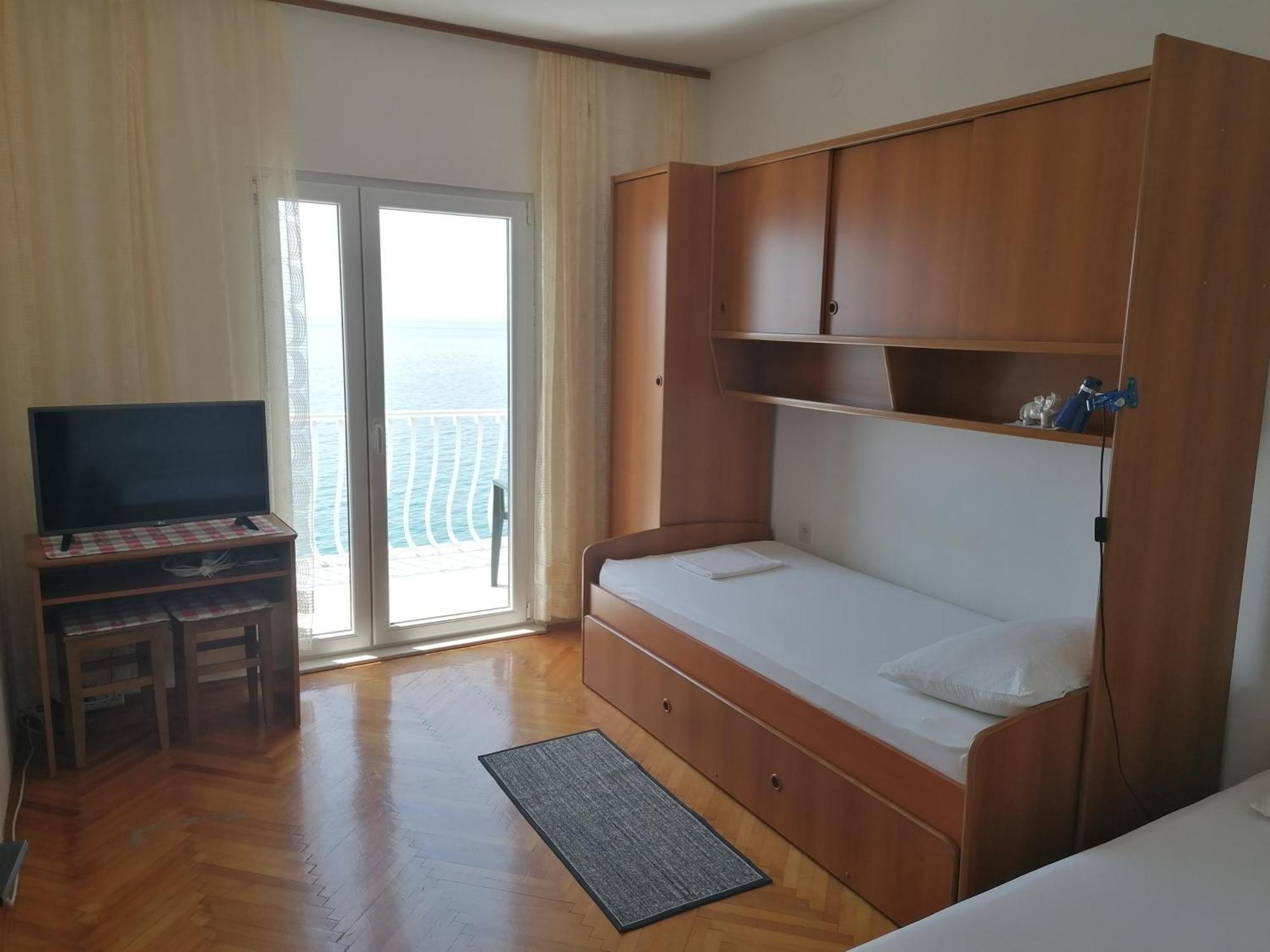Apartments By The Sea Brist, Makarska - 505 Podaca Eksteriør billede
