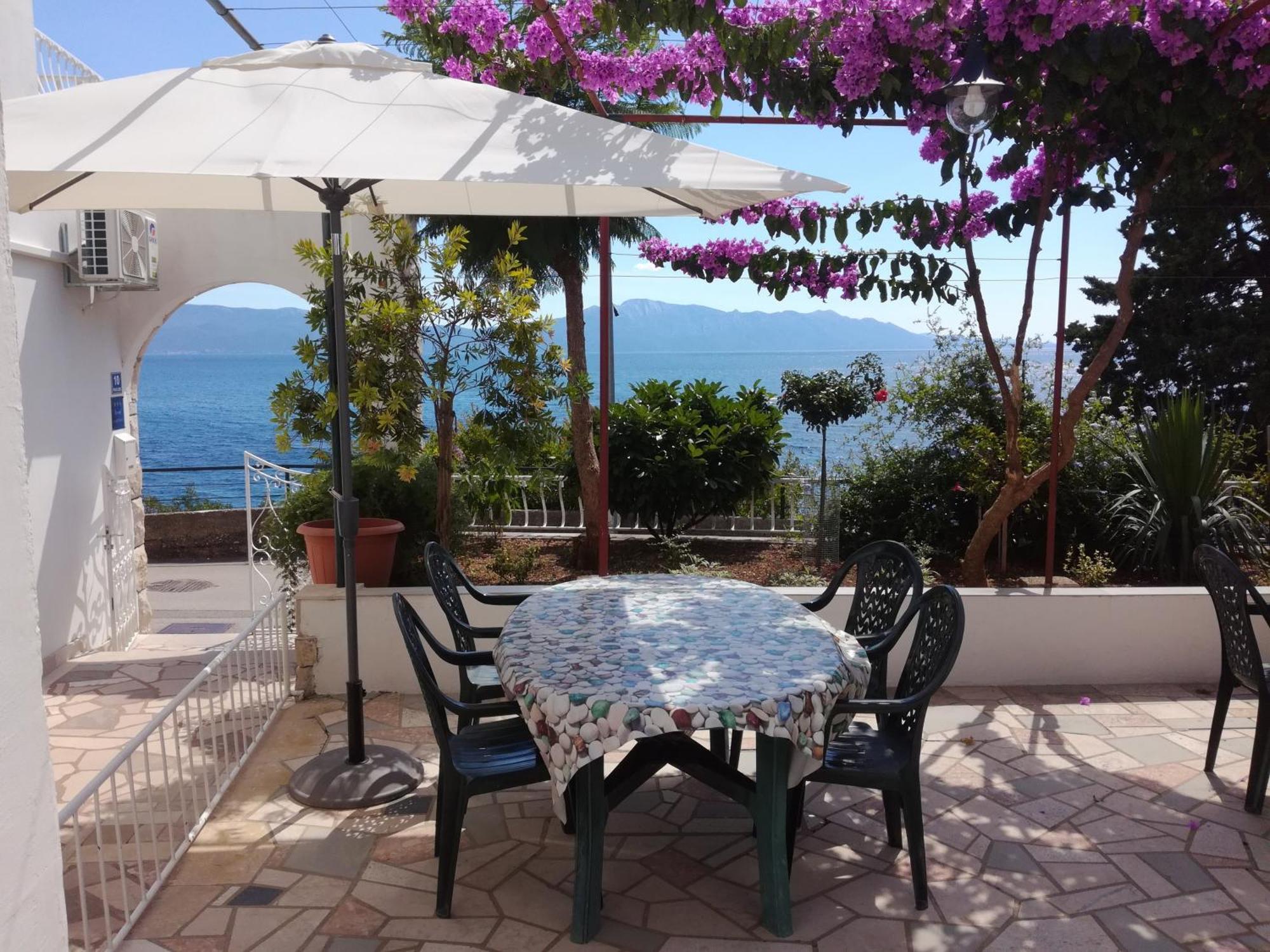 Apartments By The Sea Brist, Makarska - 505 Podaca Eksteriør billede